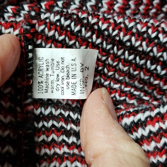 !!3 FOR $25 -- Edison Knitwear 1980s vintage sweater - Picture 5 of 5